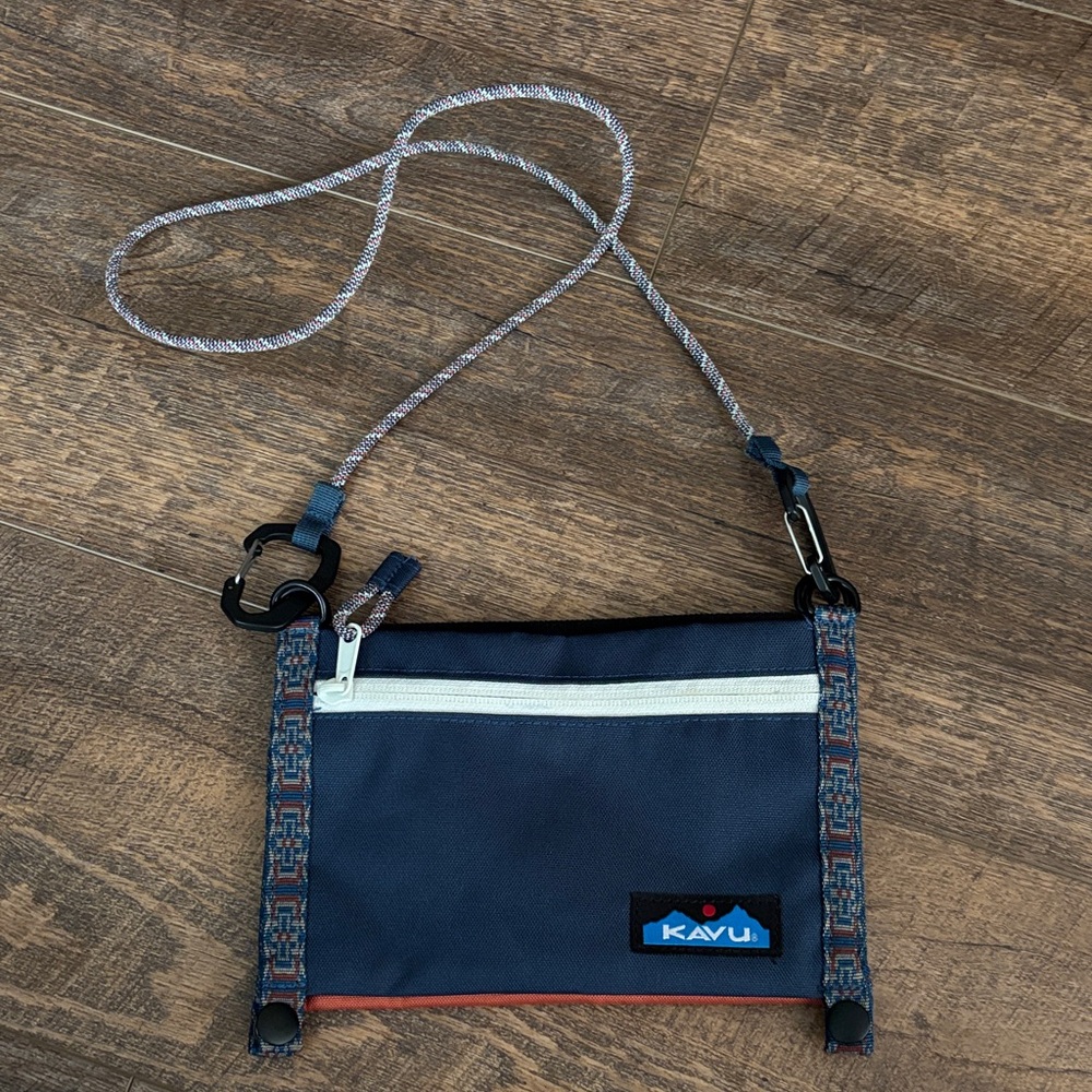 KAVU Navy and White Belt Bag